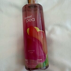 Bath & Body Works Sweet Pea Shimmer Mist - Pink and Green Bottle